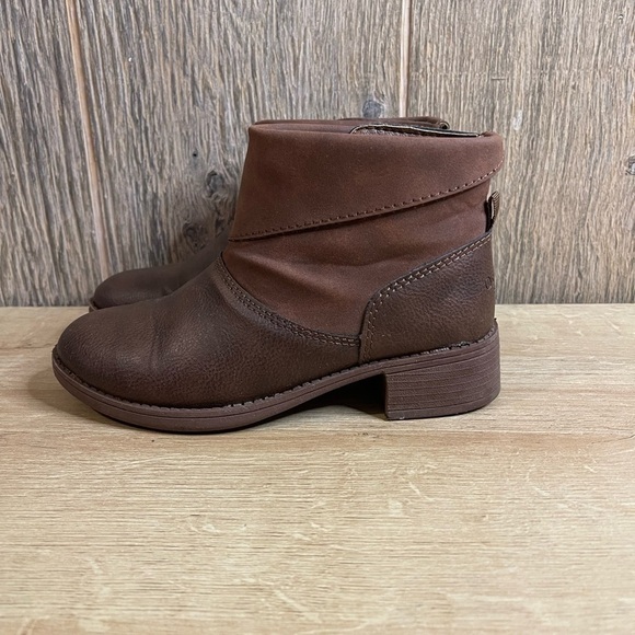 Osh Kosh girls ankle boots - Picture 3 of 6